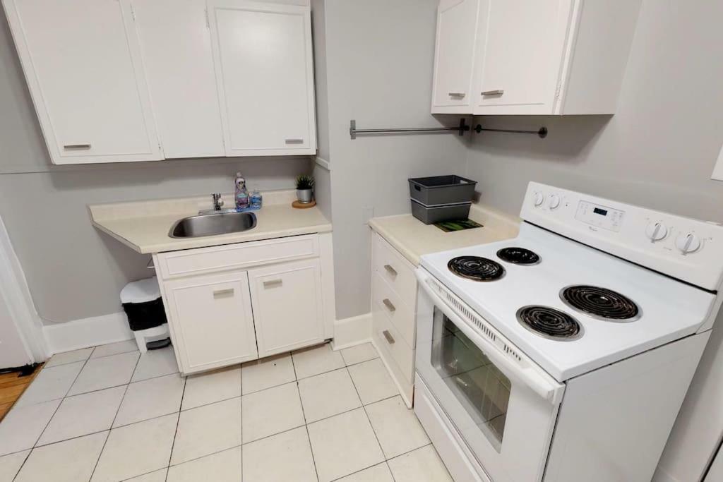 Bright, Clean, Private. In The Heart Of Downtown! Parking, Wi-Fi And Netflix Included Διαμέρισμα Οττάβα Εξωτερικό φωτογραφία